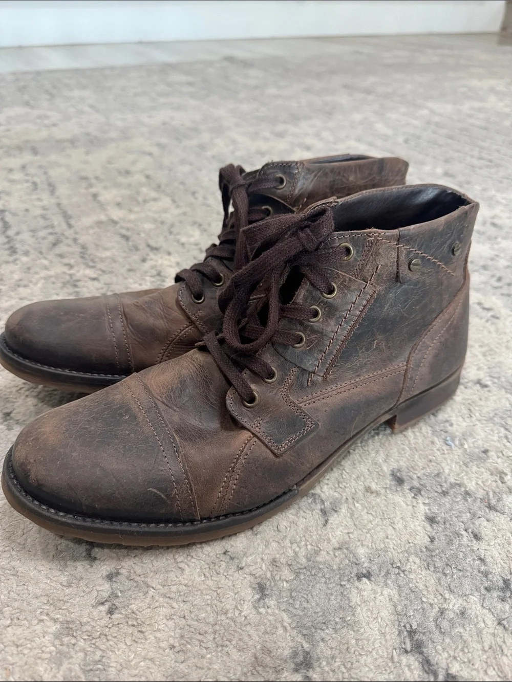 Bullboxer Men's Brown Leather Chukka Boots - Classic Lace-Up Ankle Boots